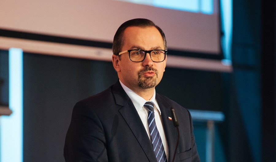Horała: Będą zmiany w projekcie polityki lotniczej Horała: Będą zmiany w projekcie polityki lotniczej