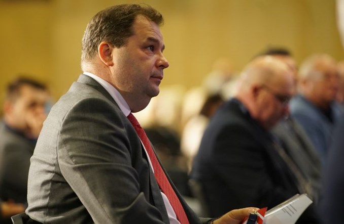 Mikosz: Nie wolno straszyć wirusem. Priorytetem branży jest restart