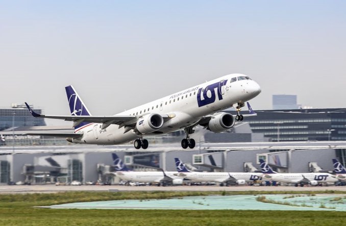 Lotnisko Chopina: Rekordowy koniec lata. Paryż i Londyn najchętniej wybieranymi trasami