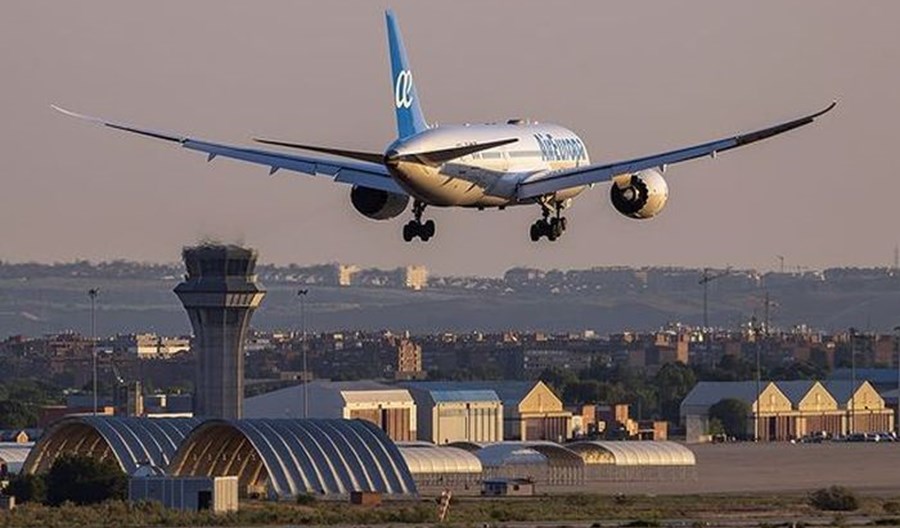 Air Europa na krawędzi upadku? Kłopoty z przedłużeniem rządowego wsparcia Air Europa na krawędzi upadku? Kłopoty z przedłużeniem rządowego wsparcia