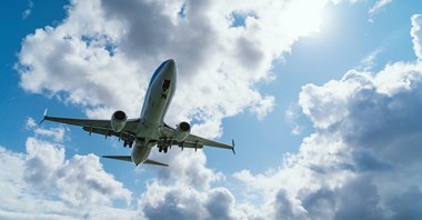 Historyczna decyzja. IATA przyjmuje cel neutralności węglowej do 2050 r. 