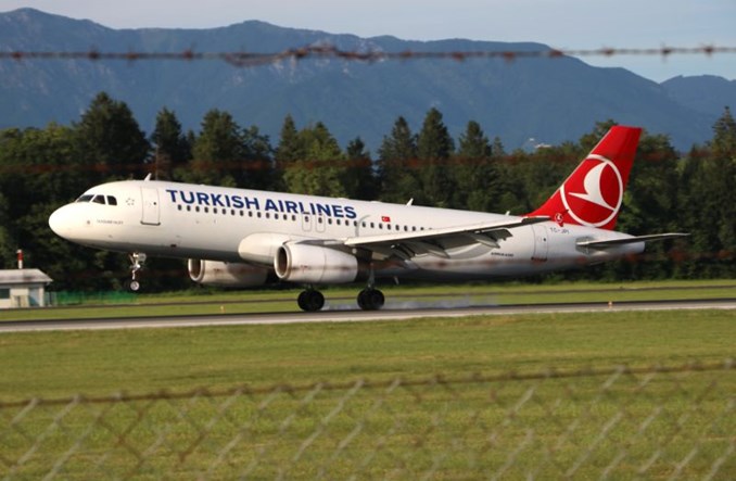 Komisja Europejska grozi sankcjami liniom lotniczym wożącym pasażerów na Białoruś