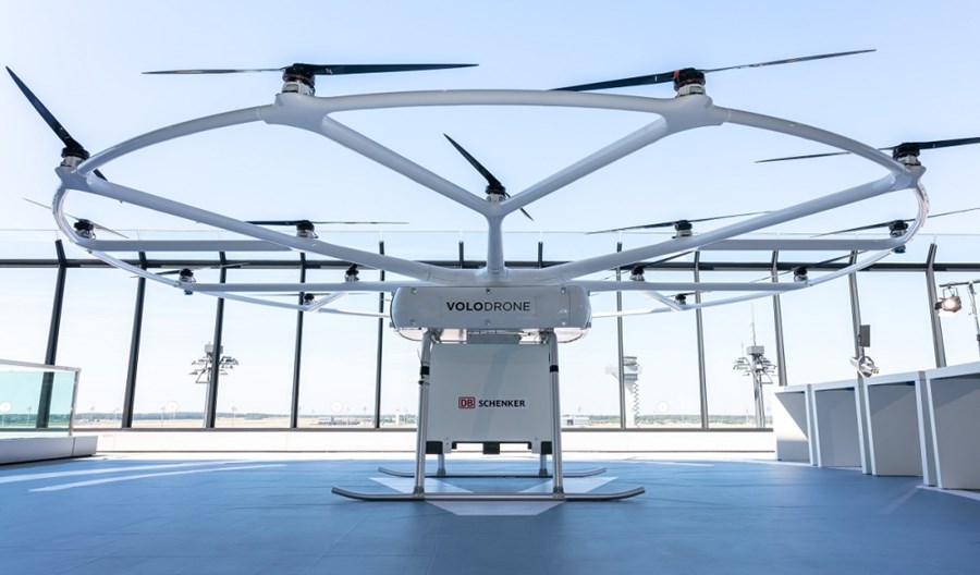 Volocopter. Pierwszy publiczny lot VoloDrona sukcesem Volocopter. Pierwszy publiczny lot VoloDrona sukcesem