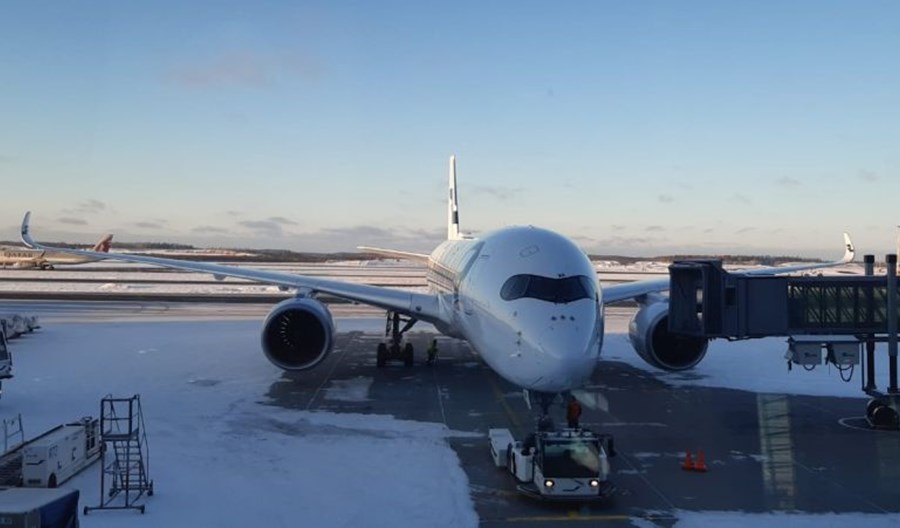 Finnair opóźni start rejsów do Dallas i Nagoi. Redukcje połączeń w Europie i groźba strajku 