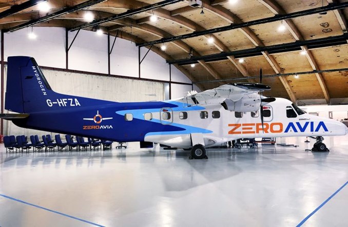 Bill Gates zainwestuje miliardy w zielone lotnictwo