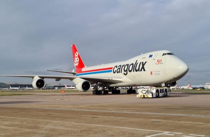 Ograniczanie praw przelotowych w wyniku sankcji dotyka globalne łańcuchy dostaw