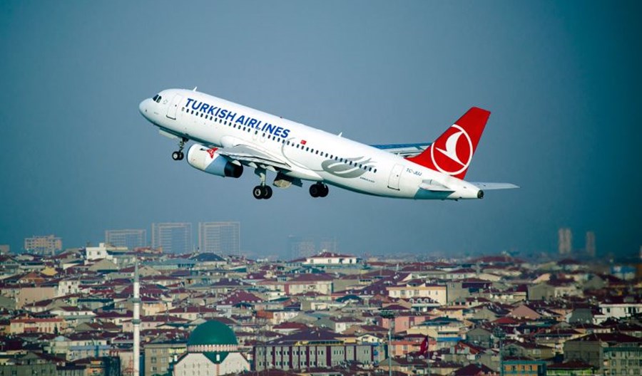 Turkish Airlines uruchomią rejsy na trasie Sankt Petersburg – Antalya
