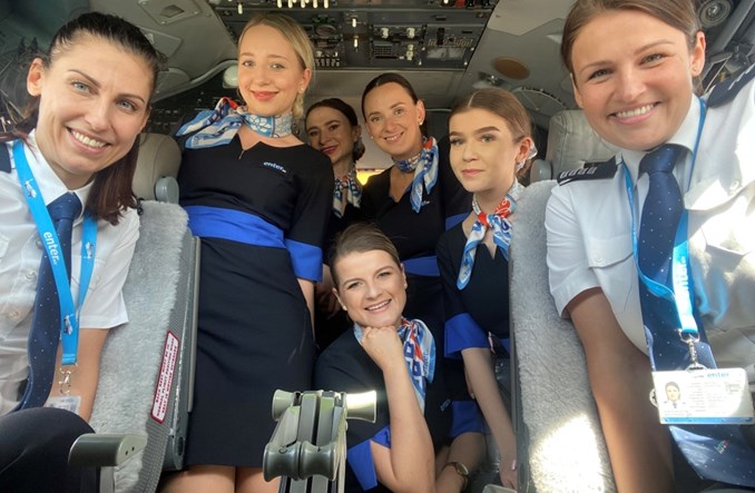Enter Air: Pierwszy lot z całkowicie kobiecą załogą