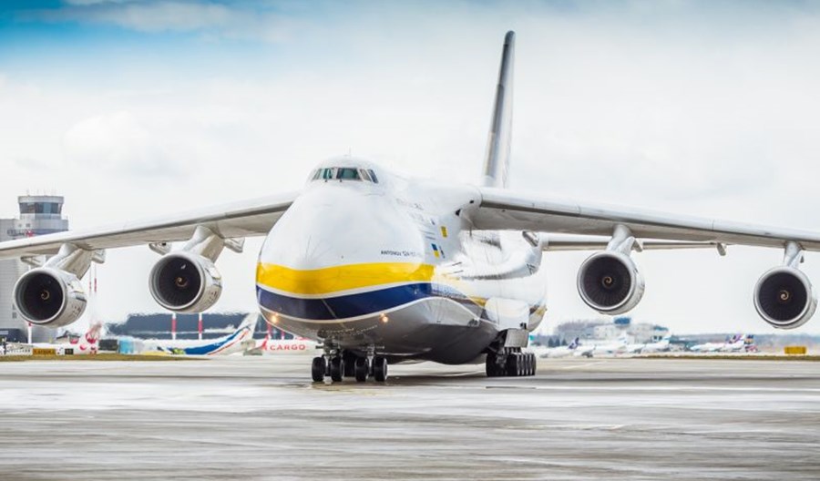 Antonow Airlines operują z Lipska. Frachtowce An-124 latają do Polski Antonow Airlines operują z Lipska. Frachtowce An-124 latają do Polski