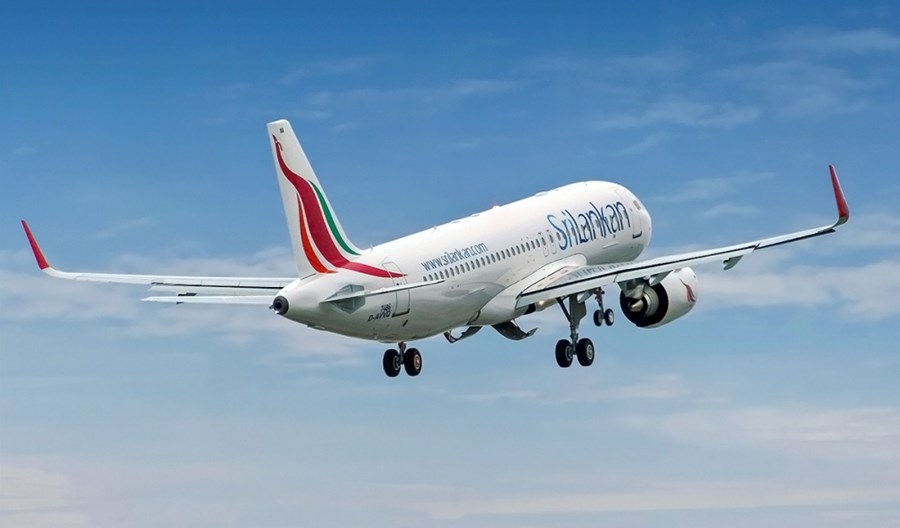 Sri Lanka ogłasza bankructwo, a narodowe linie chcą wynająć do 21 samolotów