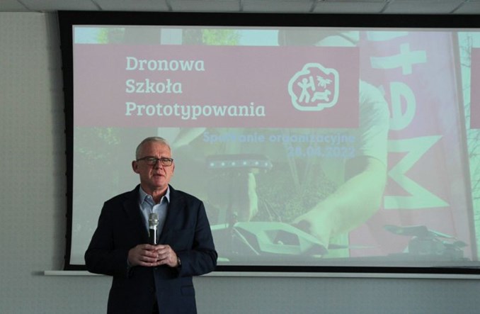 Urzędnicy będą uczyć się o dronach
