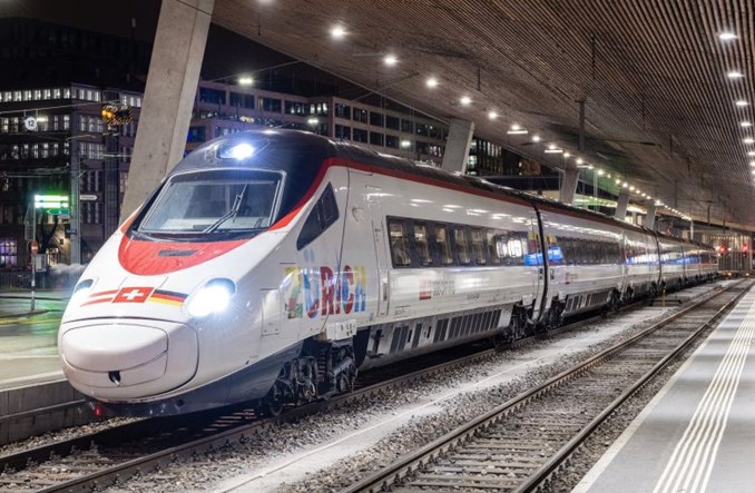 Star Alliance wprowadzi kartę kredytową do zbierania mil. Możliwy mariaż z koleją