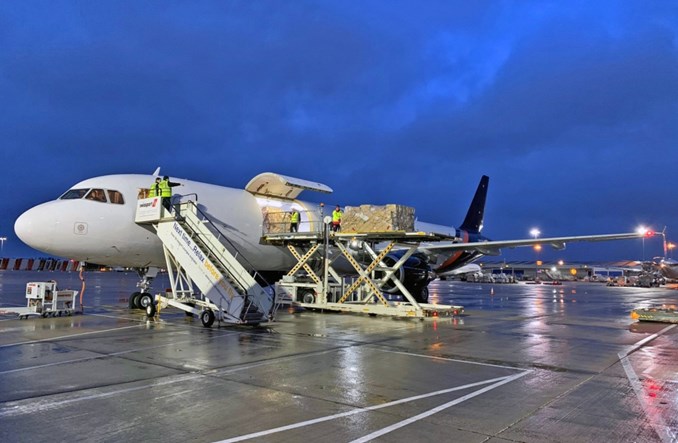 Virgin Atlantic wynajmuje od Titan Airways airbusa A321P2F