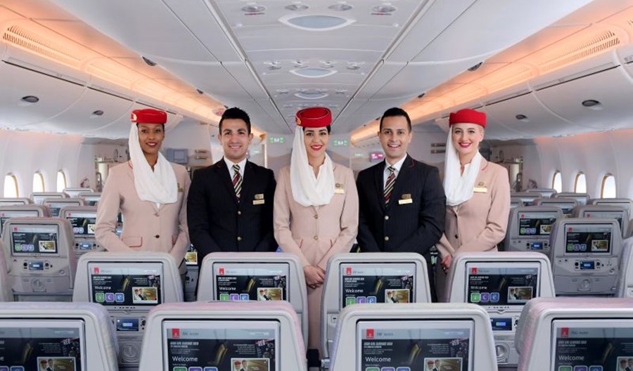 Rekruterzy Emirates odwiedzą 30 miast w 6 tygodni. Dwa dni w Warszawie Rekruterzy Emirates odwiedzą 30 miast w 6 tygodni. Dwa dni w Warszawie
