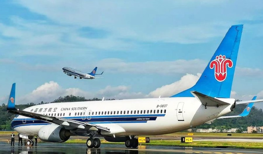 Największy klient Boeinga w Chinach rezygnuje z ponad 100 odrzutowców 737 MAX Największy klient Boeinga w Chinach rezygnuje z ponad 100 odrzutowców 737 MAX