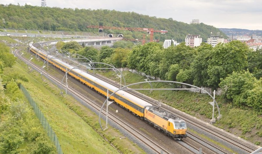 Pociąg RegioJet połączy czeskie Brno z największym lotniskiem Austrii Pociąg RegioJet połączy czeskie Brno z największym lotniskiem Austrii