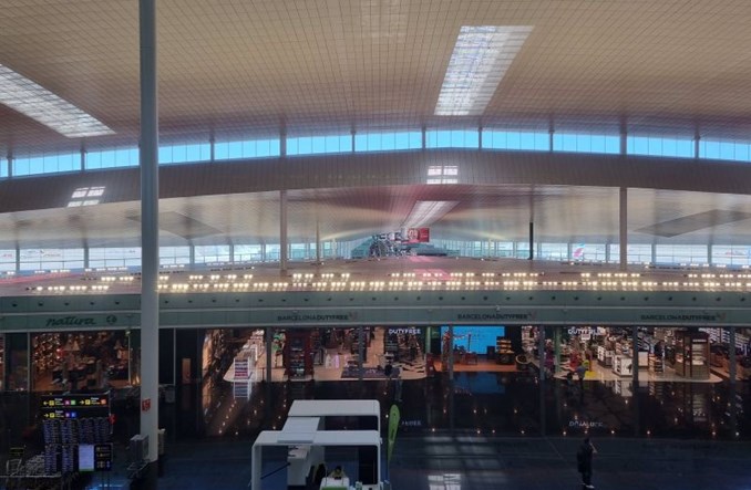 Barcelona: Ponad 3,8 mln podróżnych w maju. Na trasach do USA lepiej niż w 2019