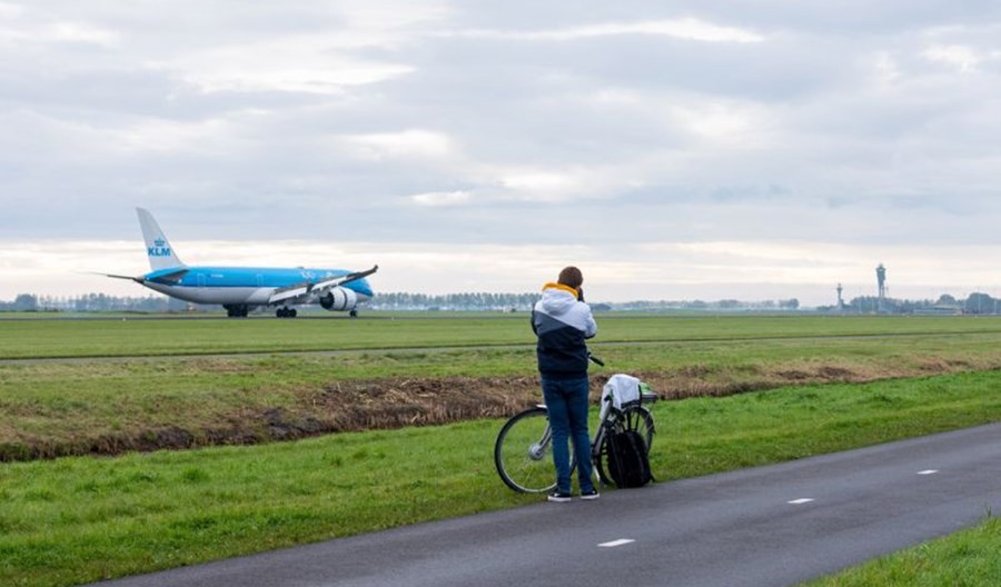 Rząd Holandii: Amsterdam-Schiphol jest za duży. Pasażerów ma być mniej niż w 2019 Rząd Holandii: Amsterdam-Schiphol jest za duży. Pasażerów ma być mniej niż w 2019