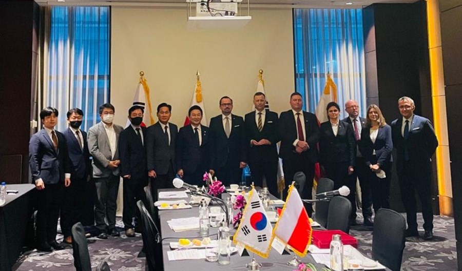 Polsko-koreańskie rozmowy w Seulu o CPK Polsko-koreańskie rozmowy w Seulu o CPK