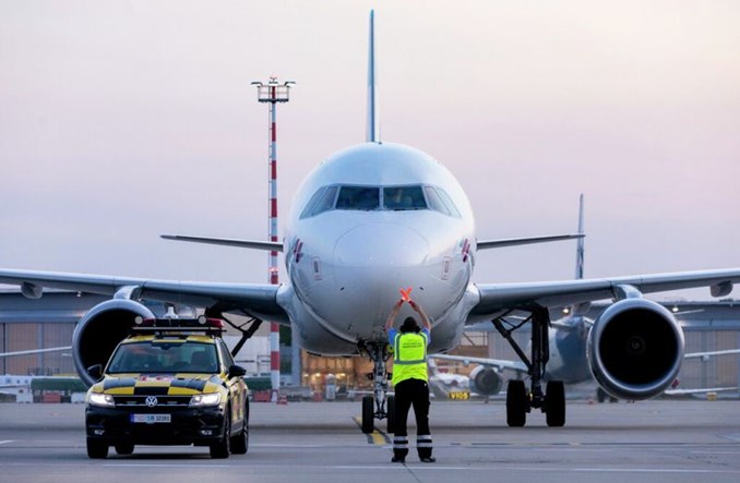 Sześć dużych linii anulowało 186 lotów z Polski 