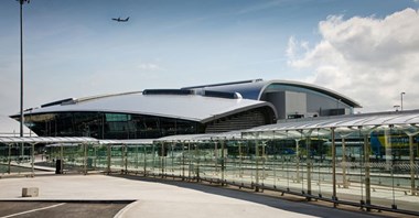 Dublin wyprzedził Amsterdam i oferuje loty do 25 brytyjskich miast