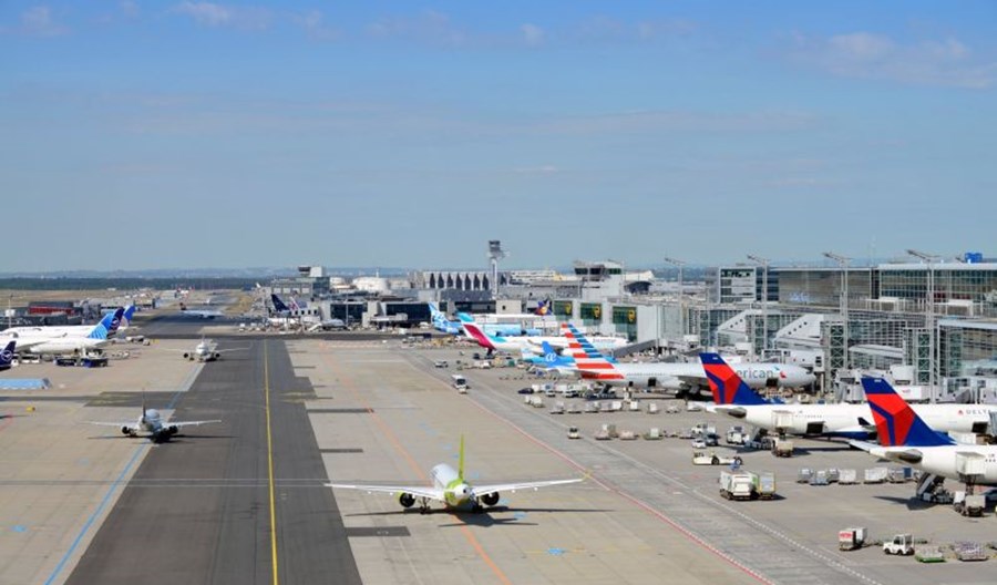 IATA: Silne ożywienie w czerwcu podróży lotniczych na całym świecie. Są też problemy