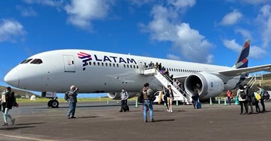 LATAM wznowiły rejsy na Wyspę Wielkanocną. Przerwa trwała 27 miesięcy 