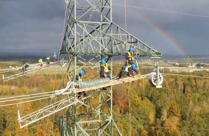 Podstacje trakcyjne dla szprych CPK wciąż w zawieszeniu