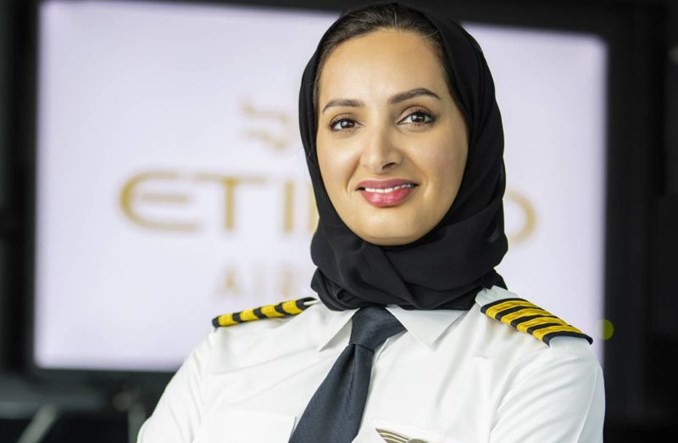 Etihad: Pierwsza emiratka kapitanem