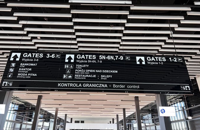 Loty z Radomia bez Majorki i Tivatu. "Decyzja biznesowa touroperatora"