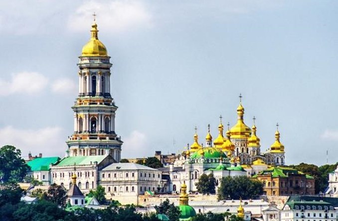 Ukraina: W 1,5 miesiąca po wojnie wznowimy kontrolę lotów