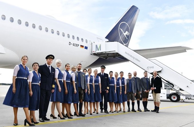 Lufthansa świętuje Oktoberfest. Bawarskie stroje i menu na rejsach z Monachium