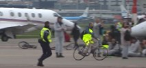 Amsterdam: Aktywiści blokowali starty i lądowania odrzutowców 