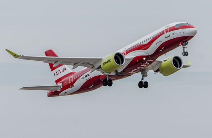 Październik nieznacznie słabszy od września w airBaltic