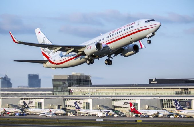 Wylot na mundial z eskortą F-16 Wylot na mundial z eskortą F-16