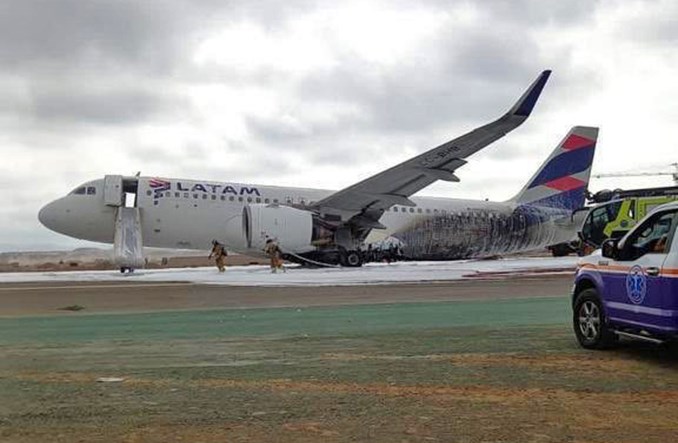 A320neo linii LATAM zderzył się z wozem strażackim na lotnisku w Limie