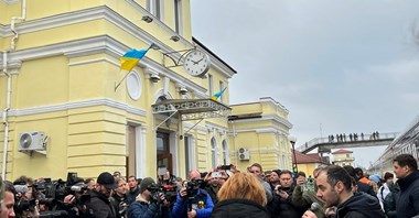 Ukraina. Pierwszy pociąg ponownie dotarł do Chersonia