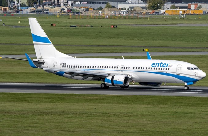 Oświadczenie Enter Air. "Wyślemy po turystów na Rodos inny samolot"