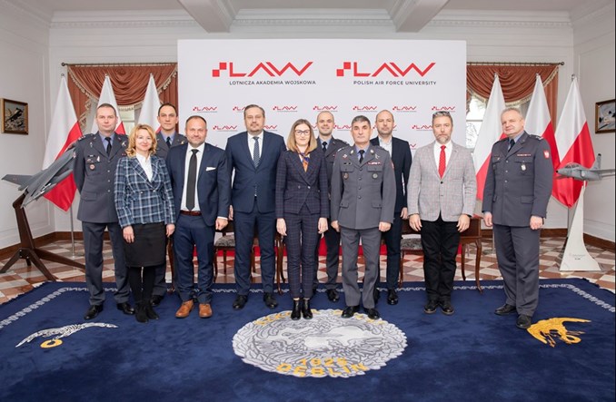 PAŻP rozpoczyna współpracę z Lotniczą Akademią Wojskową