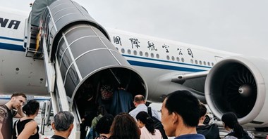 Unia Europejska gotowa wprowadzić obowiązek testów COVID dla podróżnych z Chin