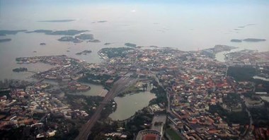 Finlandia: VR kupują piętrowe wagony sypialne i autokuszetki