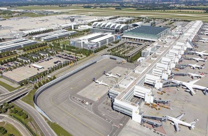 Monachium: Ponad dwa razy więcej pasażerów w 2022 roku niż w 2021