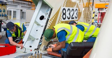 Opóźnienia dostaw samolotów powodem spięć pomiędzy producentami i firmami leasingowymi