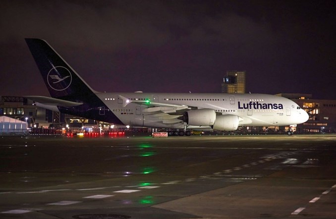 Pierwszy z reaktywowanych A380 Lufthansy na przeglądzie w Manili