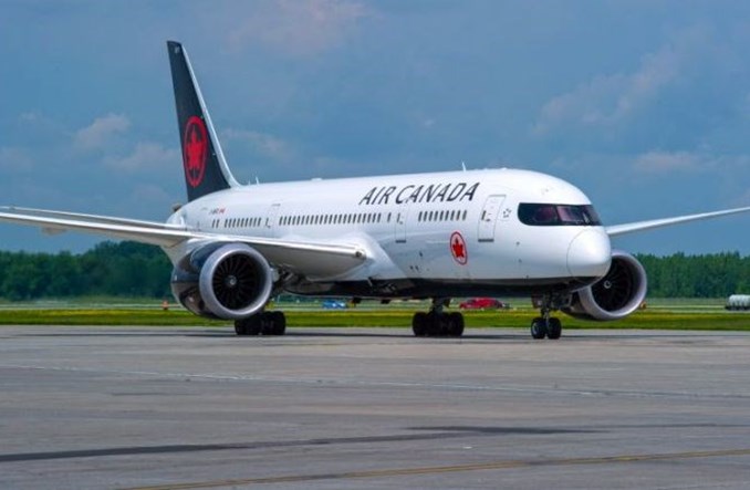 LOT: Do 12 rejsów do Toronto. Air Canada nie wróci do Warszawy