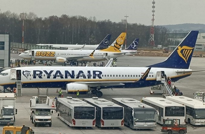 Ryanair zwiększa ofertę z Krakowa. Osiem nowych kierunków