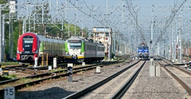 Obwodnice, koleje i autobusy. Szczegóły prefinansowania KPO przez PFR 