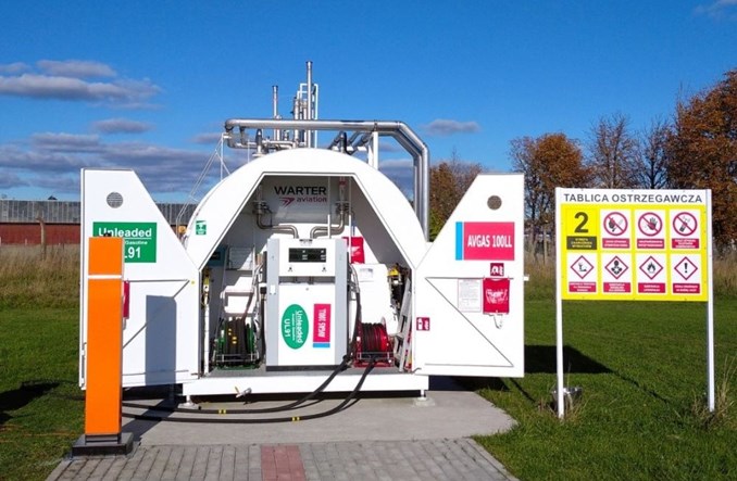 Rośnie sieć automatycznych stacji paliw na polskich lotniskach