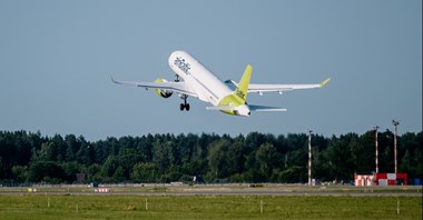 Wiosną 20 nowych tras airBaltic. Żadnej do Polski