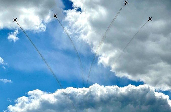 Incydent na pokazie podczas otwarcia lotniska w Radomiu